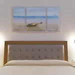 Levantino Studios&apartments Apartahotel