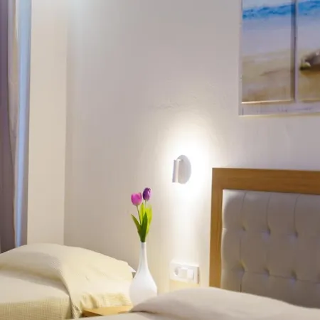 Levantino & 3* Vasilikos (Zakynthos)