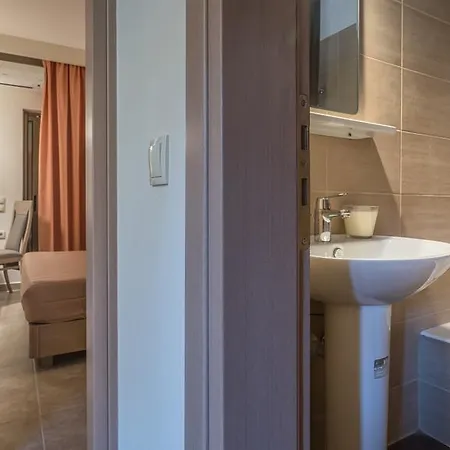 Aparthotel Levantino & Vasilikí