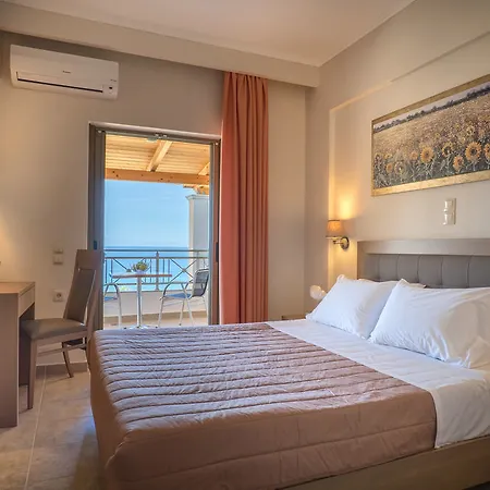 Levantino & Apartmanhotel 3*